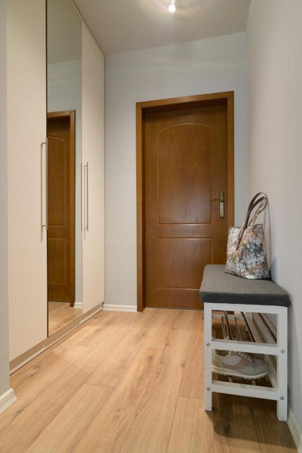 Magdalena Apartment - Two Bathrooms, Perfect City Center Varna Exterior photo